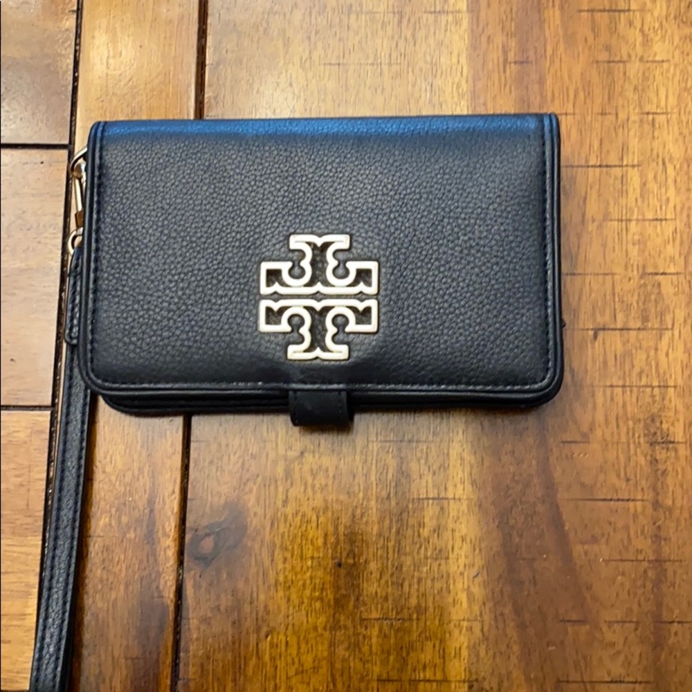 Tory Burch wristlet wallet